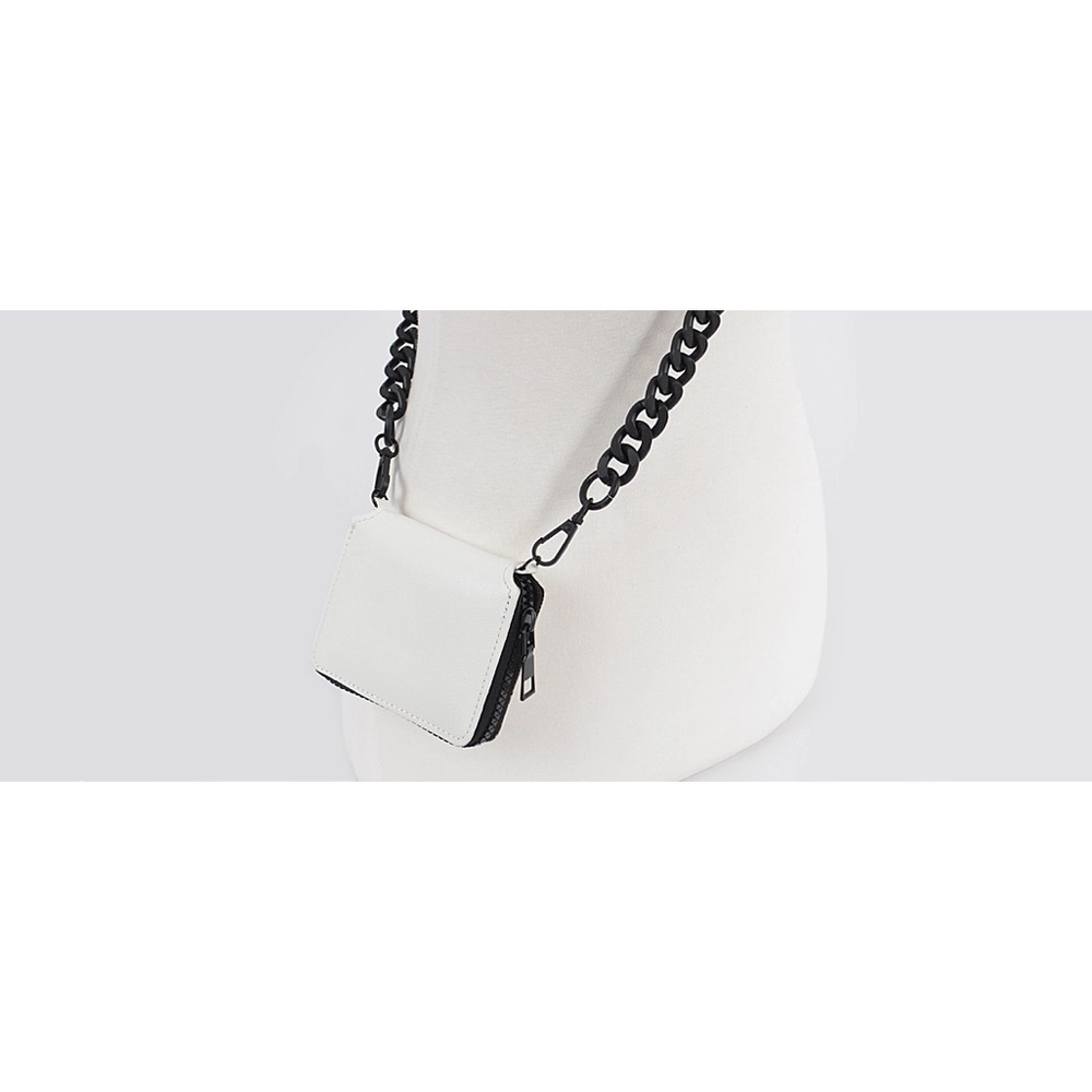 * Faux Leather Wallet W/Oversized Chain - Picture 1 of 2